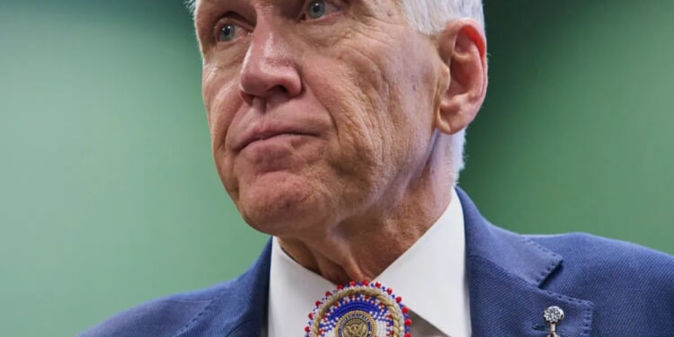 Tillis criticizes both parties on shutdown and questions Trump's Iran policy