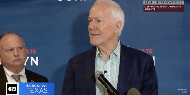 Trump Despises RINOs. So Why Is He About To Endorse One?