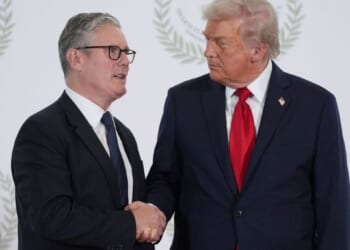 Trump talks with Starmer about reopening Strait of Hormuz