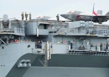 US Marine unit and warship arrive in Middle East, CENTCOM says