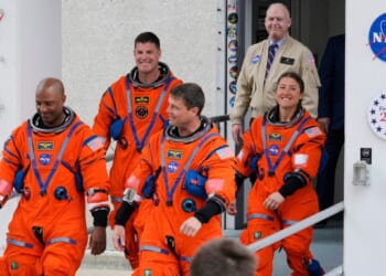 Trump says US 'winning' ahead of Artemis II launch