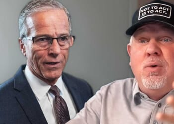 Glenn Beck TORCHES Senate leader John Thune for TWO-WEEK vacation