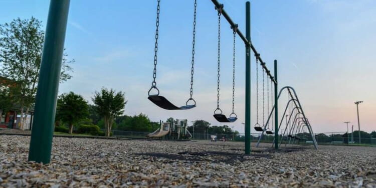 US birth rate plummets to record low in 2025 amid estimated 1,126,000 abortions