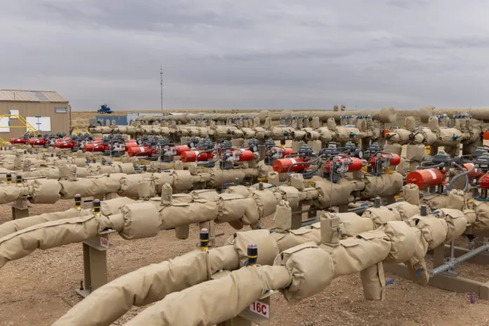 Piping at the Chevron Windom production facility.