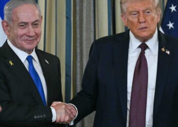 Trump announces ceasefire agreement — and meeting at the White House
