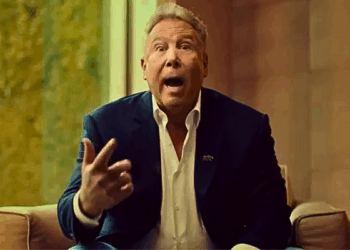 Vanity Fair Interview With Eric Swalwell Backer Stephen Cloobeck Reads as Comedy