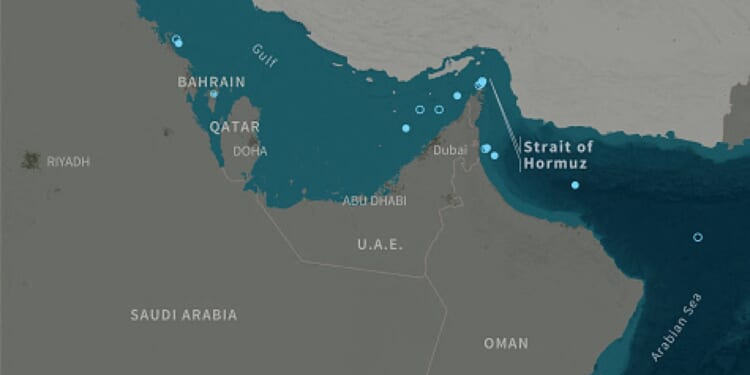 A strait still closed, a ceasefire already broken