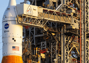 America returns to the moon: How to watch Artemis II launch