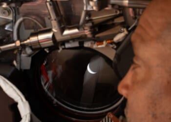 Artemis II crew heads home after record-distance trip around moon