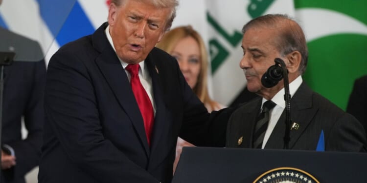 How the US-Pakistan relationship could help each with wars