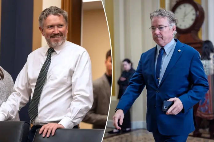 From l-r: Rep. Thomas Massie (R-KY) and Sen. Rand Paul (R-KY)