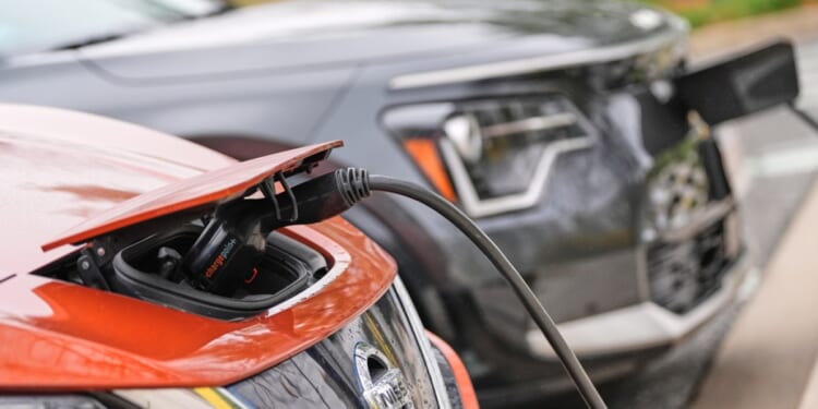 Trump proposes cutting billions from electric vehicle charging program