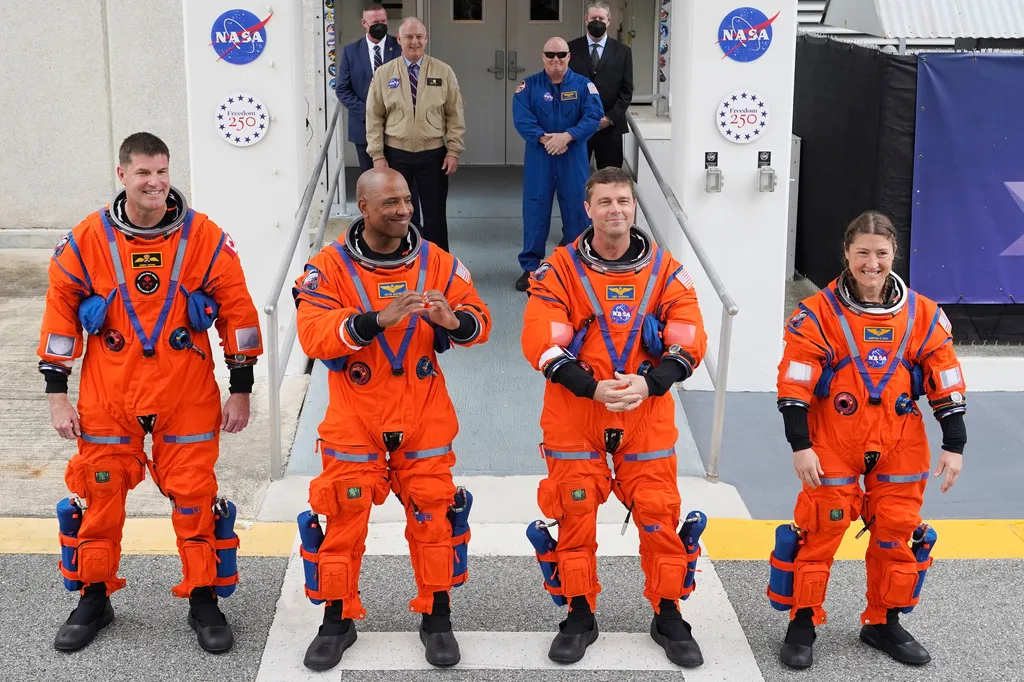 Astronauts, from left, Canadian Space Agency astronaut Jeremy Hansen, pilot Victor Glover, commander Reid Wiseman and mission specialist, Christina Koch leave for a planned liftoff on NASA's Artemis II moon rocket at the Kennedy Space Center, Wednesday, April 1, 2026 (AP Photo/John Raoux)