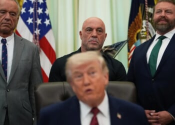 Trump signs order boosting psychedelic drugs for PTSD with Rogan looking on