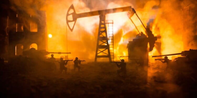 Trump's Mideast oil mess is bringing China and Russia even closer together