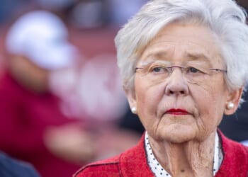 Alabama governor announces redistricting session ahead of midterms